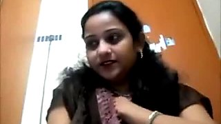 Doctor Remya Play With Sex Tool